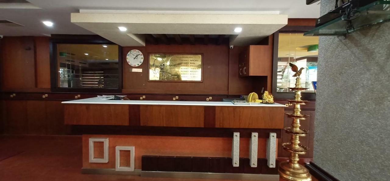 Devanganam Residency Otel Guruvāyūr Dış mekan fotoğraf
