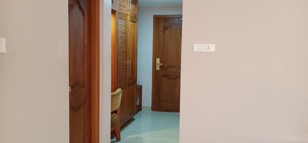 Devanganam Residency Otel Guruvāyūr Dış mekan fotoğraf